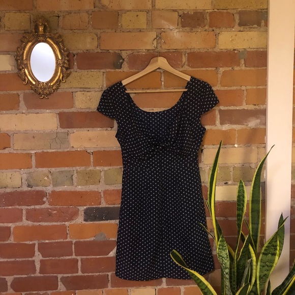 Bow back boat dress - Picture 2 of 5